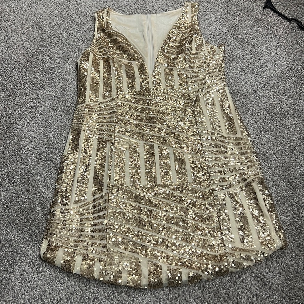 Gold & Cream Sequin Low Cut Fitted Dress Size M